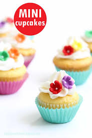 How To Quickly And Easily Decorate Mini Cupcakes With Video How Tos