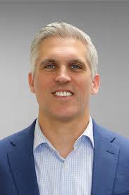 Damon Whitten's Instagram, Twitter & Facebook