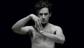 Paresseux et maladroits, max et léon sont deux amis inséparables de la région de mâcon. Nicolas Maury Biography And Movies