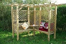 G C Milton Eckpergola Aus Impragniertem Holz Mit 2 Banken Und Einem Kaffeetisch Rankgitter An Den Seiten Pagode Garten Gartenstruktur Gebogene Pergola