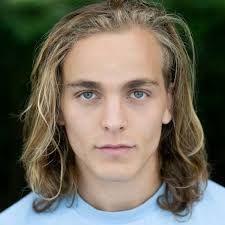 Lloyd Lovell (@lloyd_lovell)