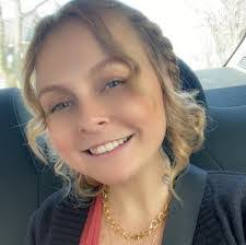 Nakia Leach's Instagram, Twitter & Facebook