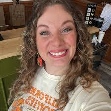 Connie Metcalfe's Instagram, Twitter & Facebook