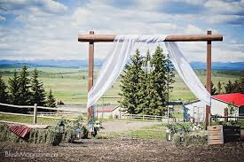Rivercross Ranch Wedding Blush Magazine Calgary Wedding Venues Ranch Wedding Outdoor Wedding