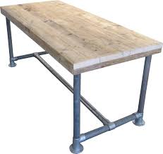 Bauholz Tisch Metallrohrgestell In 2020 Bauen Mit Holz Tisch Tisch Mit Rollen