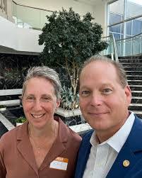 Susan Jacobi's Instagram, Twitter & Facebook