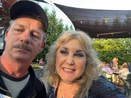 Julie Levan's Instagram, Twitter & Facebook