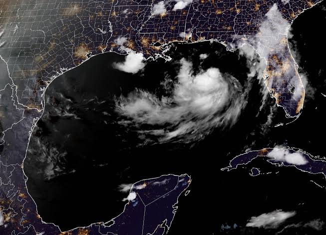 Hurricane Fausto forms in the eastern Pacific far from Mexico's Baja  peninsula | Eyewitness News (WEHT/WTVW)