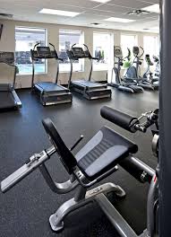 The carriage house inn boasts amenities that encourage guests to unwind including an outdoor pool, hot tub, steam room and fitness center. Carriage House Inn Calgary Ab See Discounts
