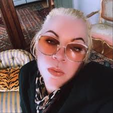 Hi guys! Is tipping common