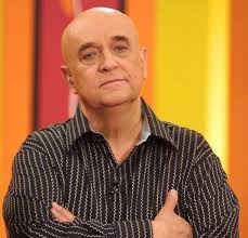 Benone sinulescu mandro batute ar focu. CÄƒtÄƒlin MÄƒruÈ›Äƒ AnunÈ› Despre Benone Sinulescu SuferÄƒ De O BoalÄƒ RarÄƒ IncurabilÄƒ Dcnews