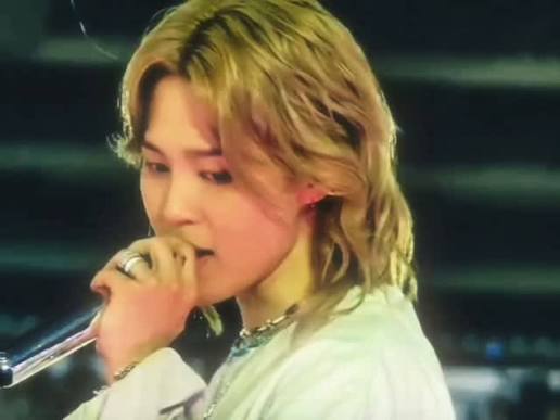 kinda in love with wavy hair jimin, In this video from Day 2 (D-2) of BTS's World Tour 'Arirang' in Brussels at the King Baudouin Stadium, Jimin commands the stage with an incredible, ...