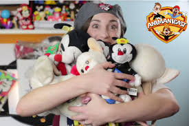 She has such a wonderful art style and her animations are awesome! Animanicast 174 Animaniacs Talk With Joanna Davidovich Retrozap