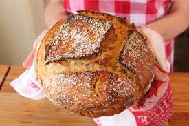 Après les baguettes, vous avez été nombreux à me demander une recette de pain maison, je vous propose donc ma recette, avec une cuisson cocotte que j'ai déco. Pain Maison Comme A La Boulangerie Recettes Gourmandes Rapides Et Faciles