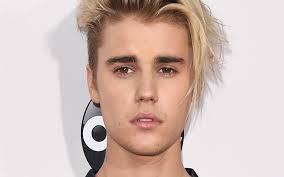 Justin bieber non è solo uno dei cantanti più amati dalle ragazzine. Justin Bieber Non E Mai Troppo Tardi Per Crescere Vogue Italia