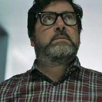 Immagini vettoriali possono essere ingrandite o ridotto più volte oltre le dimensioni originali e mantengono ancora la loro chiarezza e freschezza. Money Heist La Casa De Papel 2017 The Personality Database Pdb Television