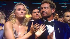Gabriel soto e irina baeva viven su amor sin reservas, y aunque todavía haya quienes censuren su unión, por la forma en la que ésta inició, ellos ya han dejado el sin embargo, irina tiene 26 años, y gabriel 44. Gabriel Soto E Irina Baeva Forman Parte De Los 50 Mas Bellos De People En Espanol Foto