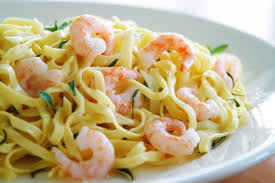 Per chi li ama, questa ricetta è da segnare sul proprio ricettario perché il sapore dei gamberi al gusto. Linguine Con Gamberetti Al Limone