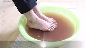Untuk pakaian dalam, gantilah setiap hari karena kondisinya yang lebih lembap dibandingkan dengan pakaian lainnya. Cara Menghilangkan Kesan Syabu Dalam Badan