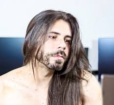 concentration. not one of my virtues. but I keep trying 📈🧑🏻‍💻📚 . . . .  . . . . . . #psychological #psy #psychology #mental #mentalhealth  #psicologia #saudemental #healh #mente #brain #school #