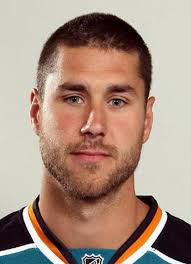 Player photos for the 2003-04 Yale University at hockeydb.com