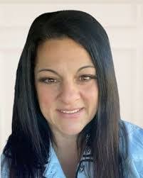 Dana Turnbull's Instagram, Twitter & Facebook