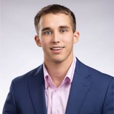 I am extremely excited and grateful to share that I have accepted an  internship position with The Hershey Company based out of Grand Rapids,  Michigan! I would like to thank Vanessa Lua