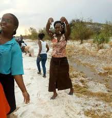 Latest Pictures Heavy Snow Falls In Murewa Zimbabwe Zwnews Zimbabwe News Latest Zimbabwe Zim News Latest Zim Latest News Latest Pics Snowfall Heavy
