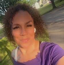 Iesha Campbell's Instagram, Twitter & Facebook