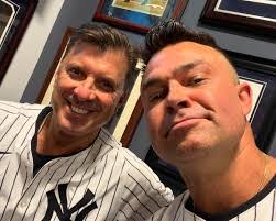 Nick Swisher's Instagram, Twitter & Facebook