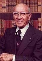 Glen Byram Obituary (1916