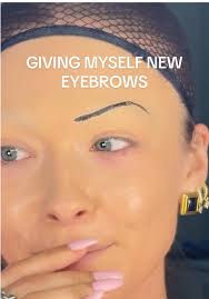 Halloween Makeup Ideas: Transforming My Eyebrows