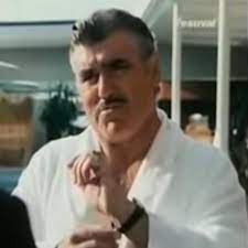 Find showtimes, watch trailers, browse photos, track your watchlist and rate your favorite movies and tv shows on your phone or tablet! Wer Zahlt Schafft An Ich Glaube Es Hackt