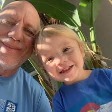 What are good food recommendations at Miller Stadium in Milwaukee?