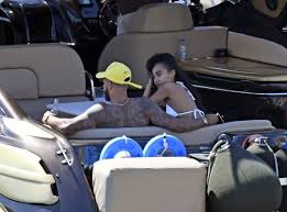 Andre gray opened a new chapter in his career after joining watford from burnley. Leigh Anne Pinnock And Andre Gray At A Boat In Mykonos 08 05 2020 Hawtcelebs