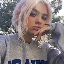 Eleanor Bennett (@ElBennettBH)