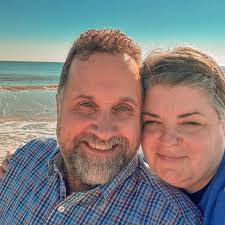 What are some recommendations for down-to-earth dentists in Warner Robins  who are not part of a large money-making conglomerate?