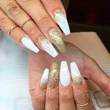 Enter the world of chanel and discover the latest in fashion & accessories, eyewear, fragrance & beauty, fine jewelry & watches. Stunning White Nail Designs Naildesignsjournal Com Gold Glitter Nails White Nails With Gold Gold Nails