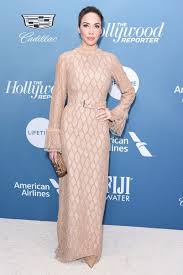 I'm my 30s, i own a house, and i peed on myself for this guy. Whitney Cummings Lifestyle Wiki Net Worth Income Salary House Cars Favorites Affairs Awards Family Facts Whitney Cummings Cummings Discount Clothing