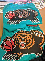 Shop officially licensed memphis grizzlies throwback gear at fanatics.com, the ultimate sports store. Behind The Scenes Of How The Grizzlies Throwback Uniform And Vintage Court Came To Life The Athletic