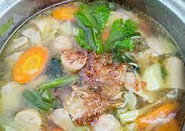 Seblak) adalah makanan indonesia yang dikenal berasal dari bandung, jawa barat yang bercita rasa gurih dan pedas.terbuat dari kerupuk basah yang dimasak dengan sayuran dan sumber protein seperti telur, ayam, boga bahari, atau olahan daging sapi, dan dimasak dengan kencur. Resep Masakan Sayur Sop Bakso Sosis Nikmat Untuk Keluarga Resep Masakan Nasi Goreng Kecap Soto Opor Ayam