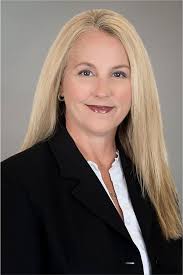 Robyn Horton's Instagram, Twitter & Facebook