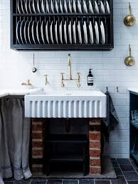 sink skirt revival: 16 fresh examples