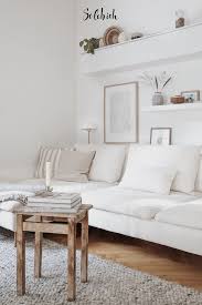 Ein wohnungswechsel bringt viel veränderung, aber auch sehr viel vorfreude mit sich. Hereinspaziert 5 Neue Wohnungseinblicke Auf Solebich Wohnzimmer Sofa Elegantes Wohnzimmer Weisse Couch Wohnzimmer