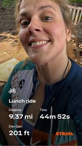 Fake Jelly Roll Social Media Accounts and Scams