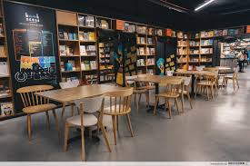 The new bookxcess in sunsuria forum @ 7th avenue at setia alam is a vertiginous thrill. 10 Things To Do At Bookxcess Setia Alam Photo Spots To Workstations