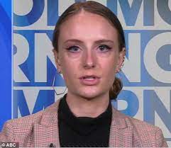 Charlotte bennett, 25, has claimed that gov cuomo sexually harassed her last year while she was bennett will speak about how she believes cuomo groomed her and reveal the 'shocking questions'. 2xmuxnwaqm Tsm