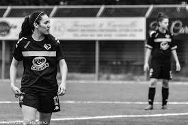 Nell'america del 1943 a causa della mancanza dei giocatori uomini impegnati nella seconda guerra. Calcio Femminile Ludos Palermo Vince 6 A 1 Contro Dream Team Napoli