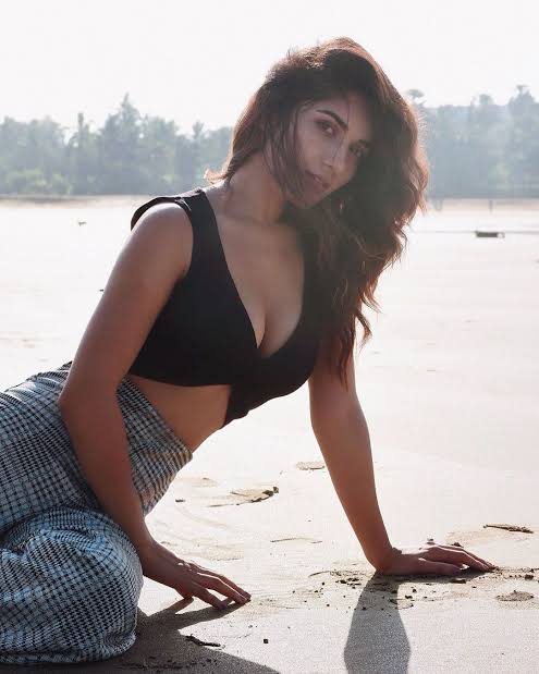 images?q=tbn:ANd9GcR2dEHE0zJze5JYoCjb-zv