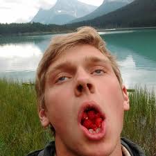 Stream Simon Arneberg music